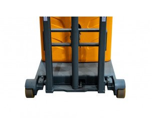 Штабелер самоходный 1,0 т 3,0 м XILIN CPD10W с наклоном мачты и противовесом 24/105 В/Ач Штабелер самоходный 1,0 т 3,0 м XILIN CPD10W с наклоном мачты и противовесом 24/105 В/Ач