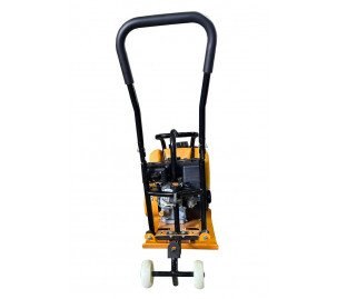 Виброплита TOR C-60(X) 67кг, 15кН (Loncin) бак, колесный комплект Виброплита TOR C-60(X) 67кг, 15кН (Loncin) бак, колесный комплект