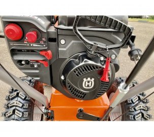 Снегоуборщик бензиновый holzfforma st124