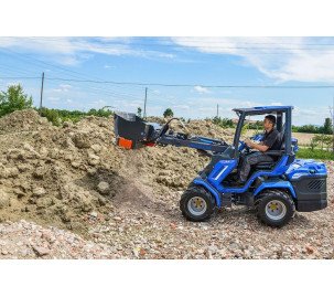 Мини погрузчик 8.5SK MultiOne 8 серии