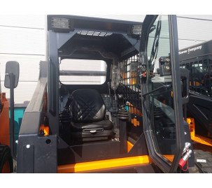 Погрузчик с бортовым поворотом BAWOO J57 (Hyundai)